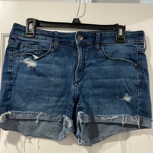 Universal Thread Mid Rise Denim Shorts